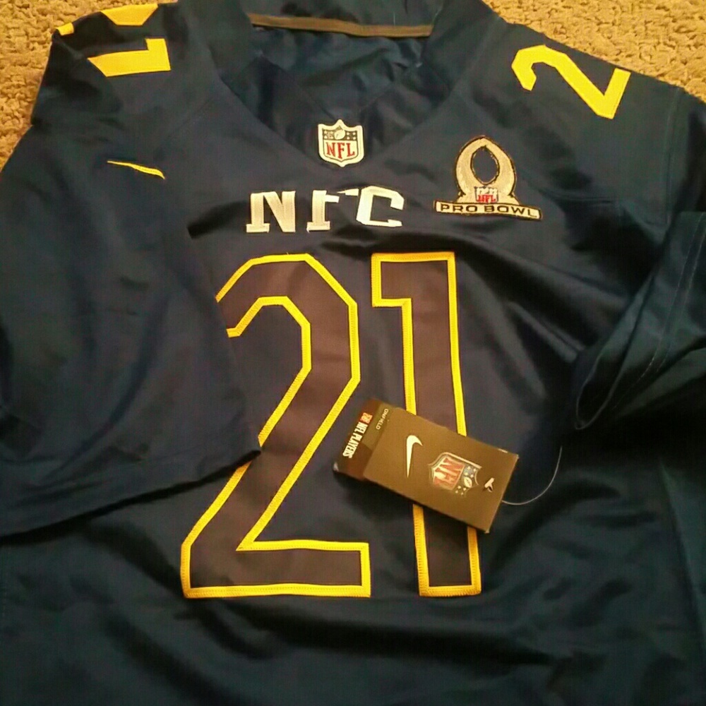 Football jerseys - Picture 4 of 4
